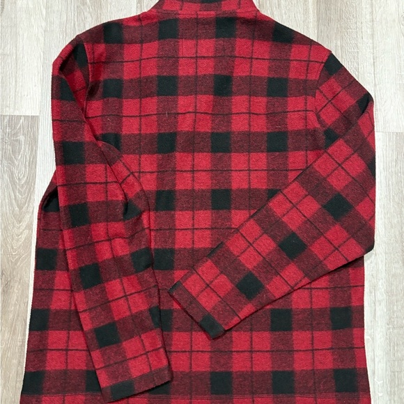 Classic Red and Black Plaid Zip-Up Sweater - Picture 5 of 5